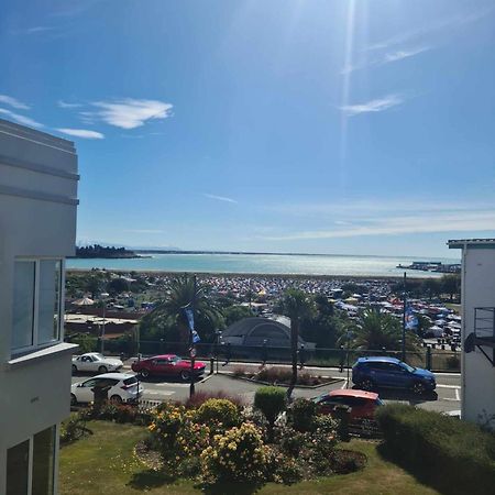 Art Deco Beauty On The Bay Hill Apartamento Timaru Exterior foto