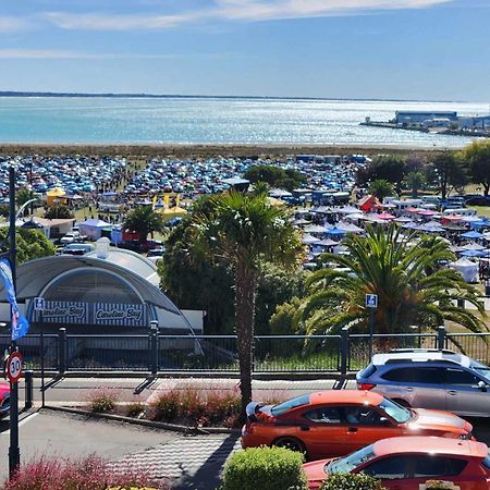 Art Deco Beauty On The Bay Hill Apartamento Timaru Exterior foto