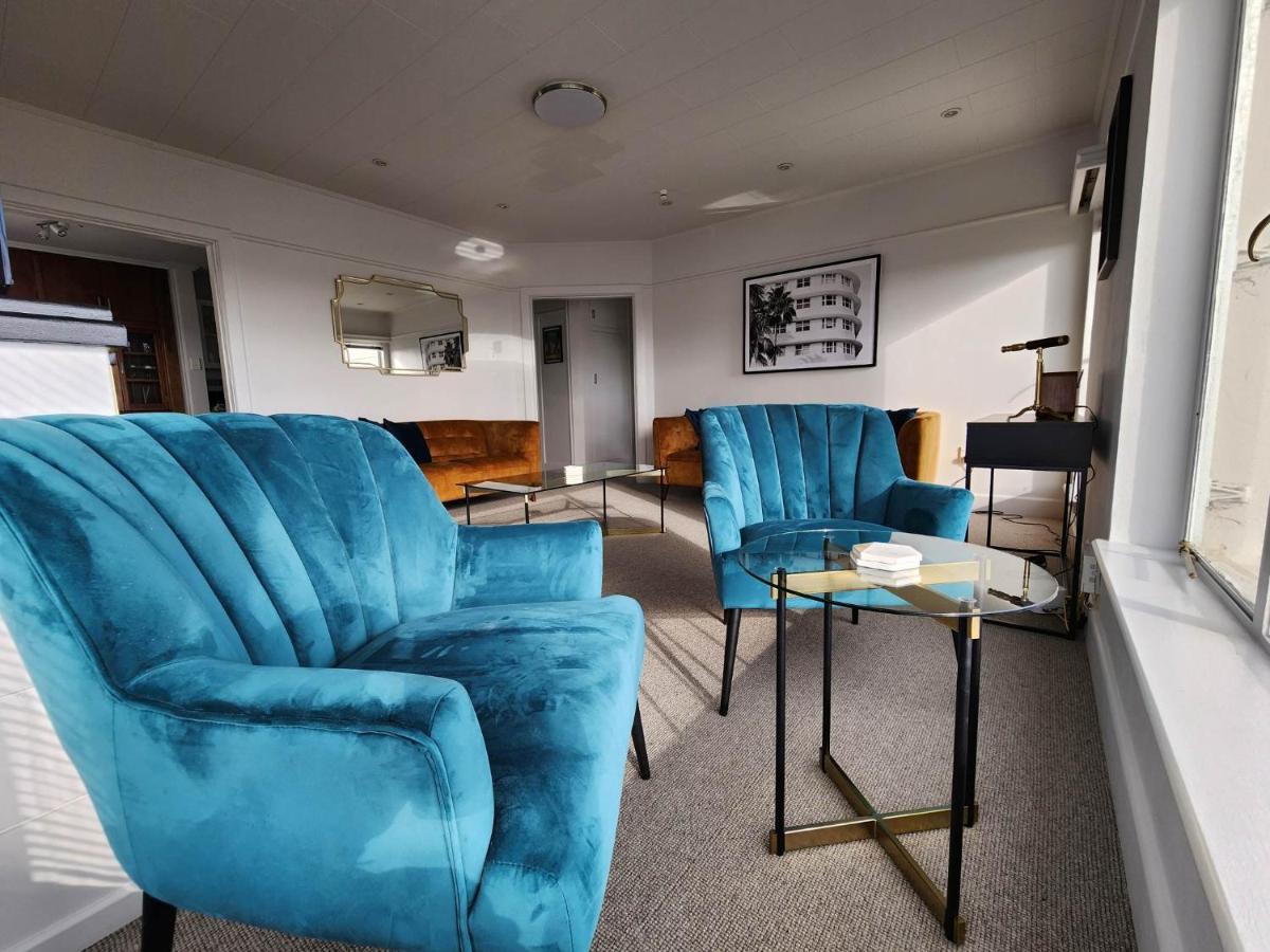 Art Deco Beauty On The Bay Hill Apartamento Timaru Exterior foto