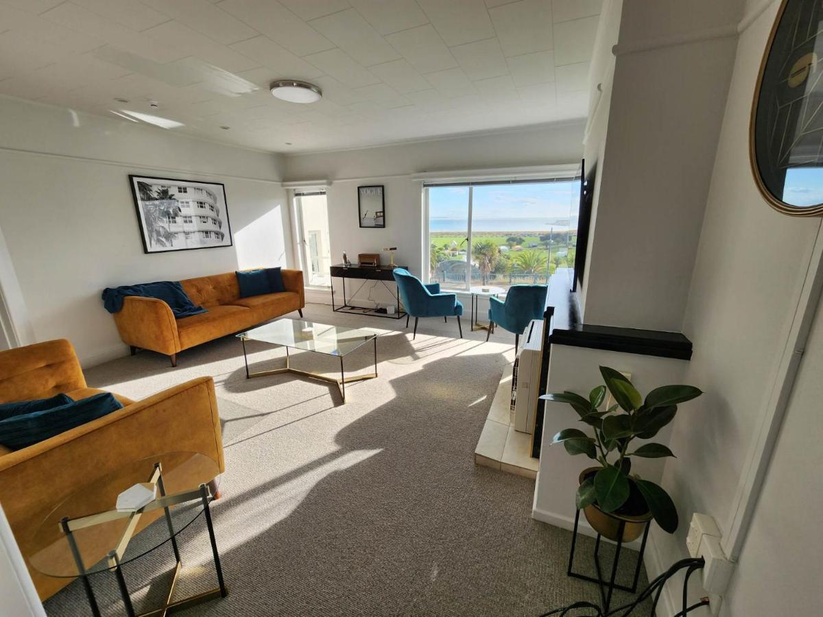 Art Deco Beauty On The Bay Hill Apartamento Timaru Exterior foto