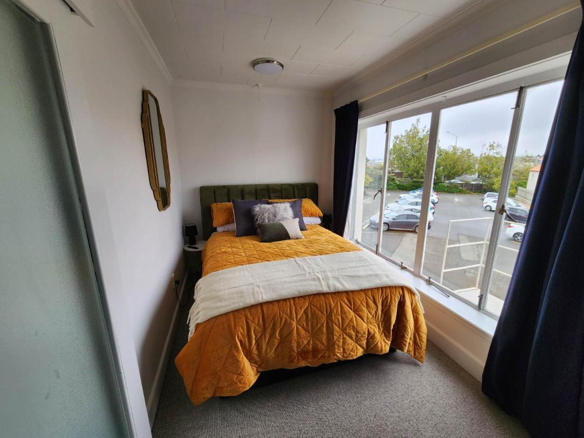Art Deco Beauty On The Bay Hill Apartamento Timaru Exterior foto