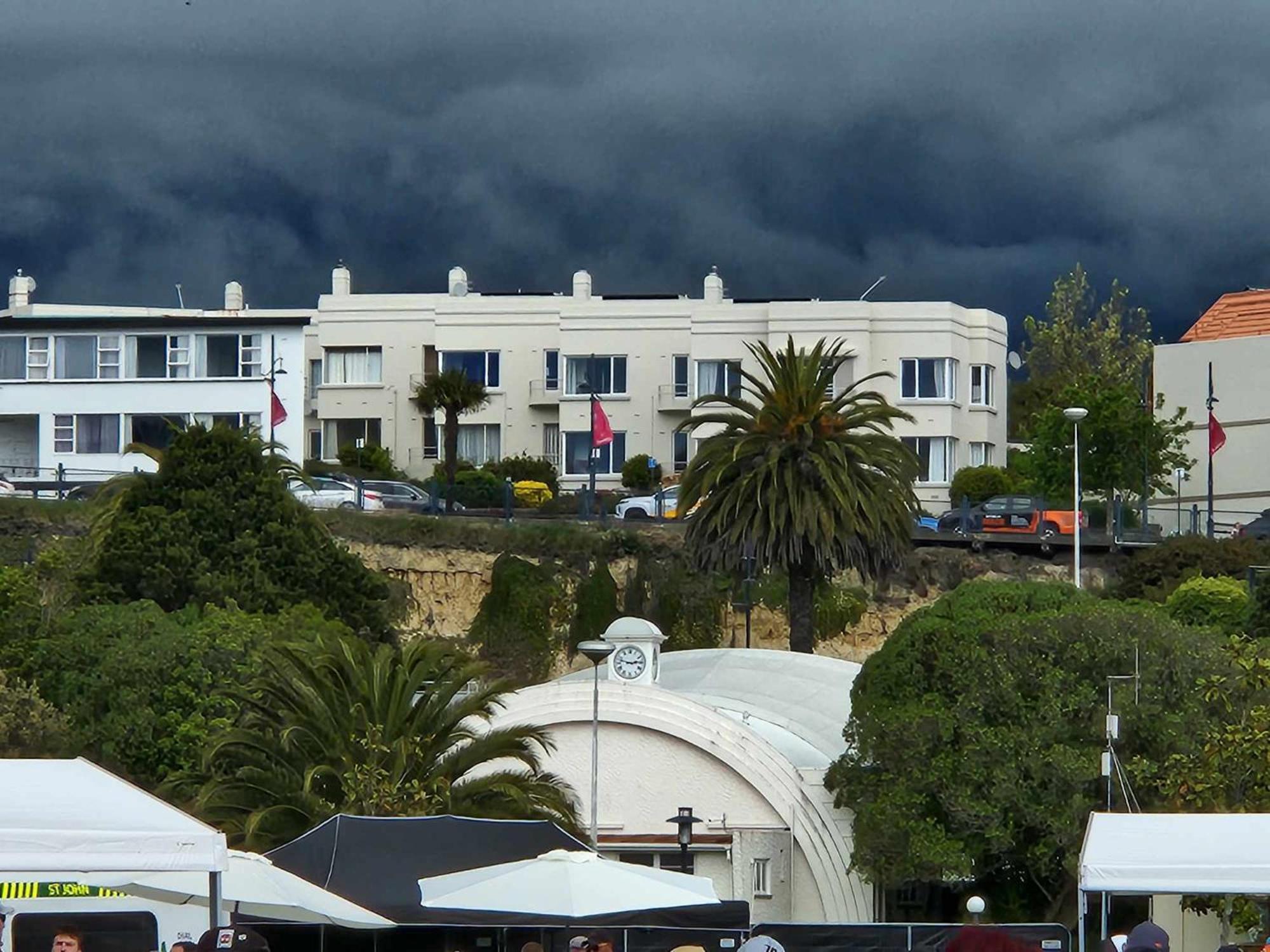 Art Deco Beauty On The Bay Hill Apartamento Timaru Exterior foto